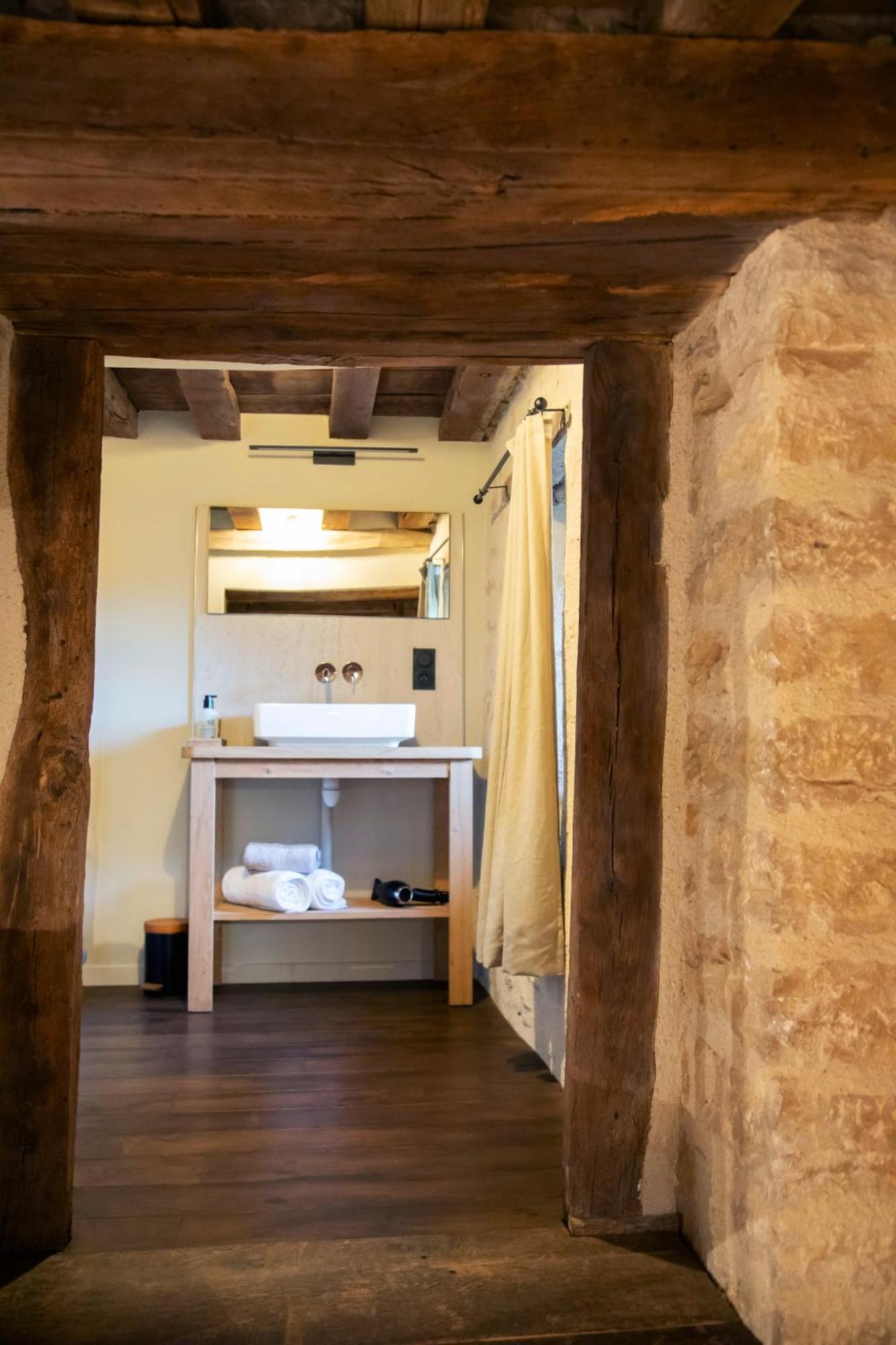 Chateauneuf Suites Esterno foto