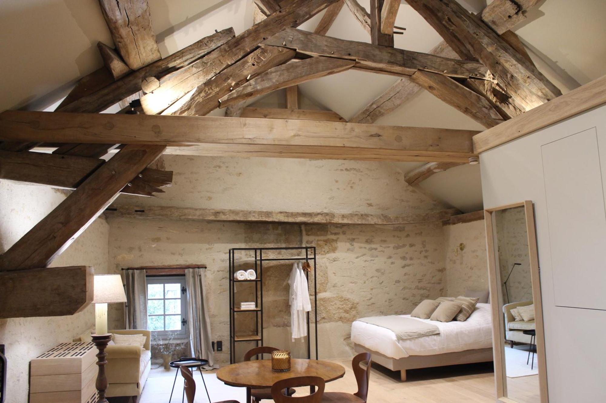 Chateauneuf Suites Esterno foto