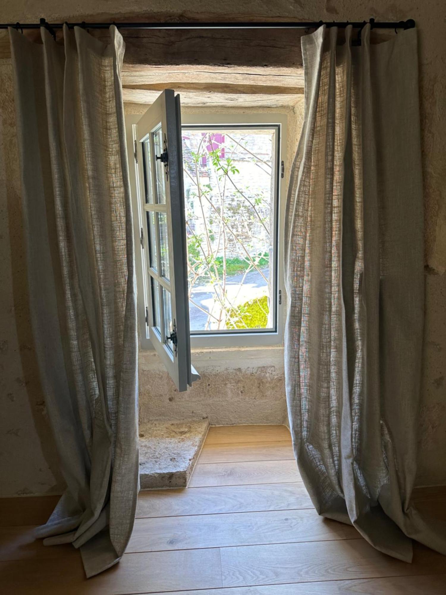 Chateauneuf Suites Esterno foto