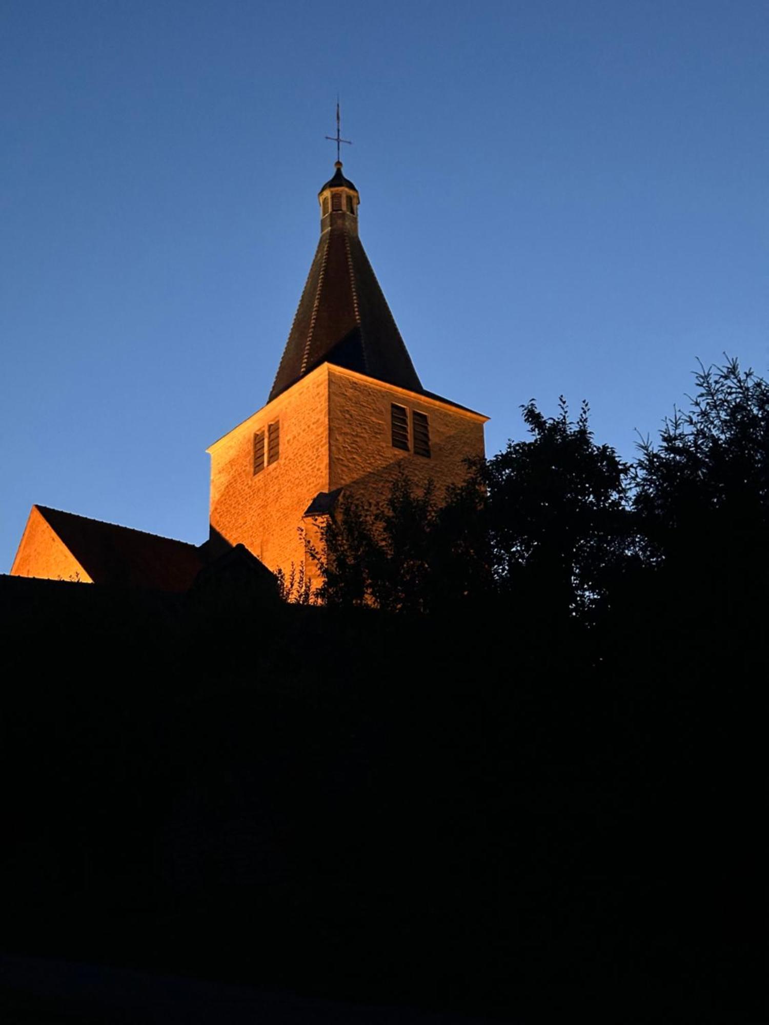 Chateauneuf Suites Esterno foto