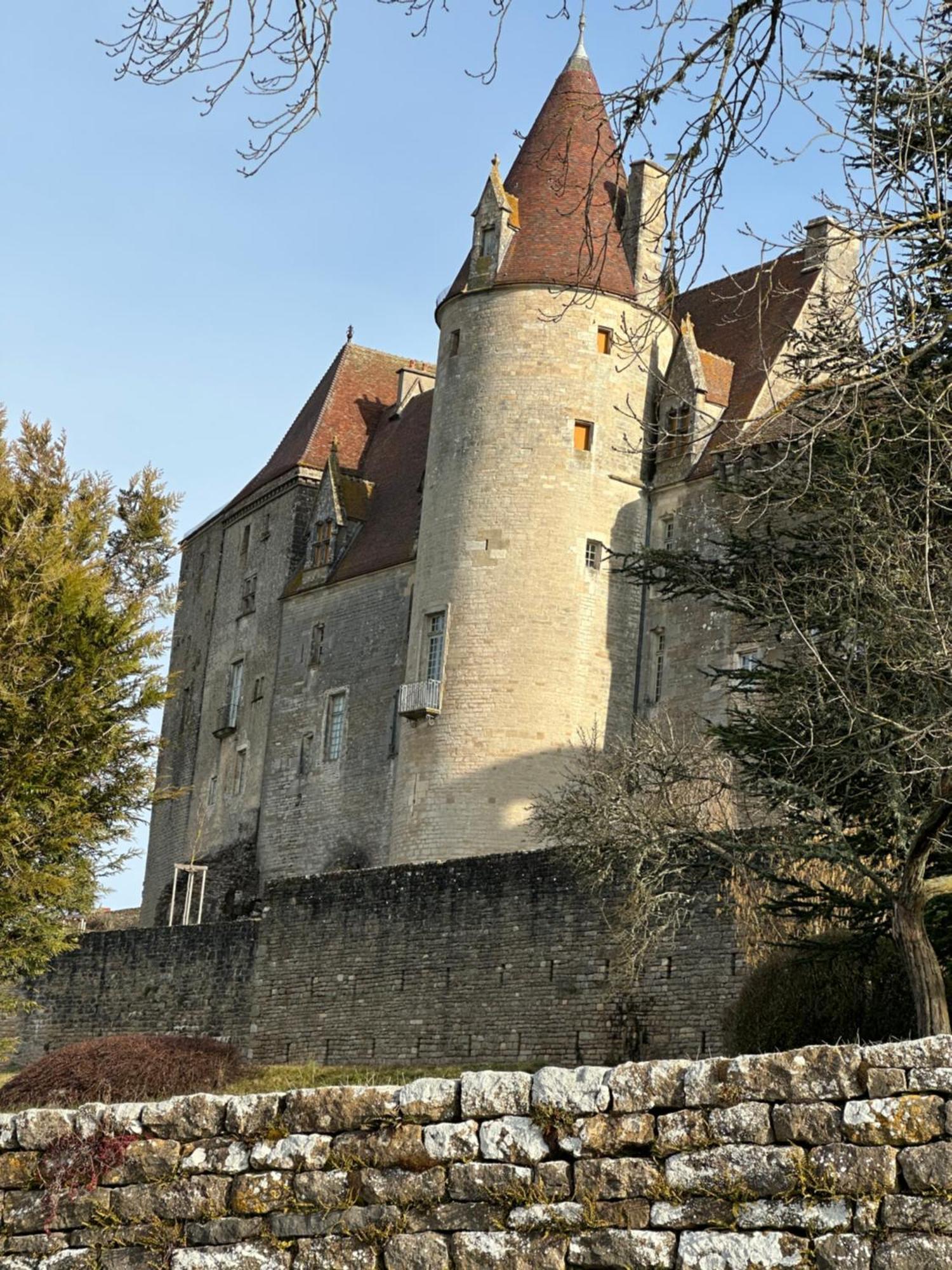 Chateauneuf Suites Esterno foto