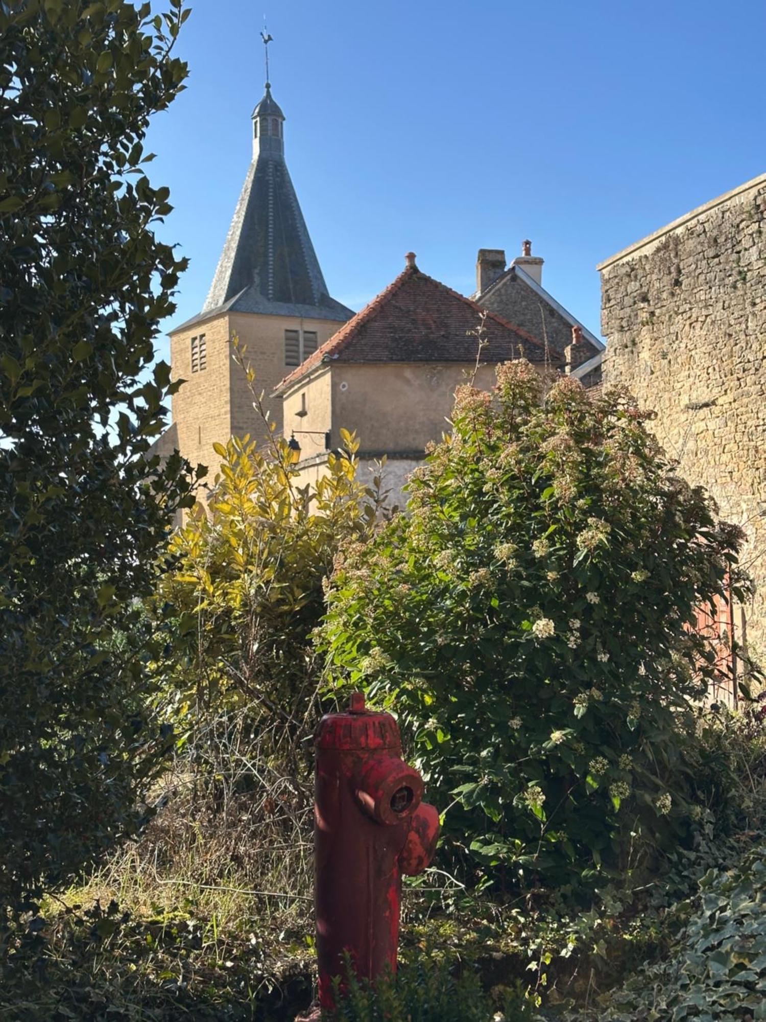 Chateauneuf Suites Esterno foto